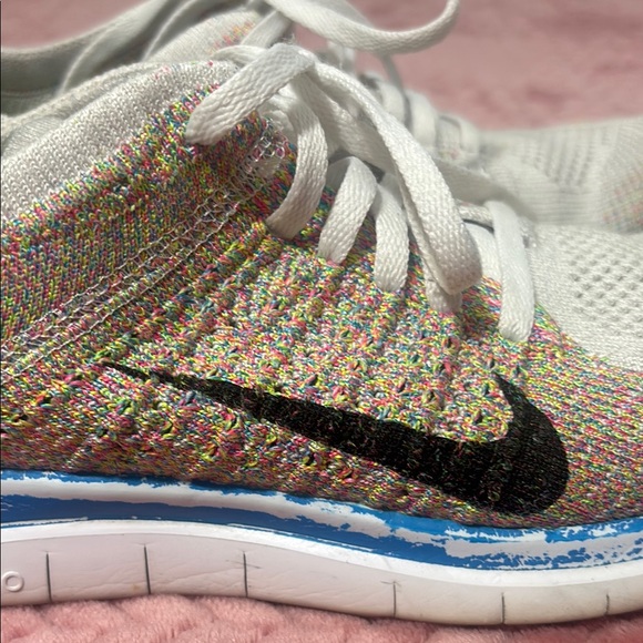 Nike Flyknit Free 4.0 White and MulticolorSneakers Women’s - Picture 5 of 10